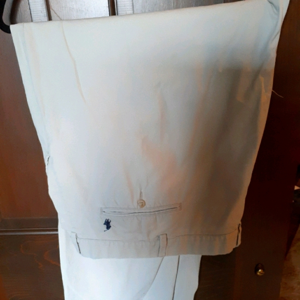 Polo chinos